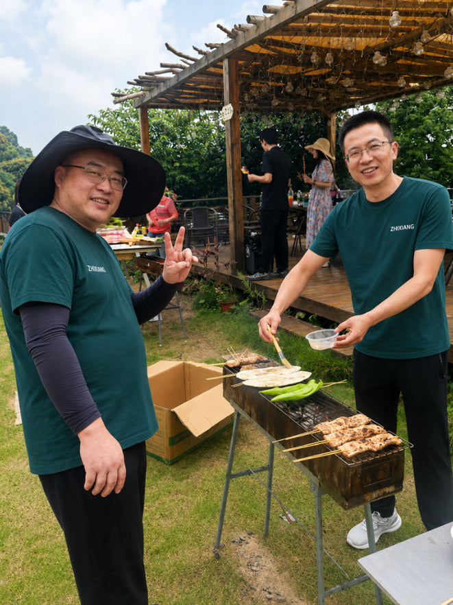 ZHIXIANG team member at work