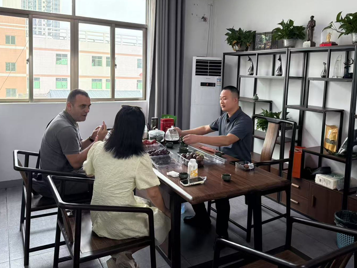 ZHIXIANG fishing light business and production scene